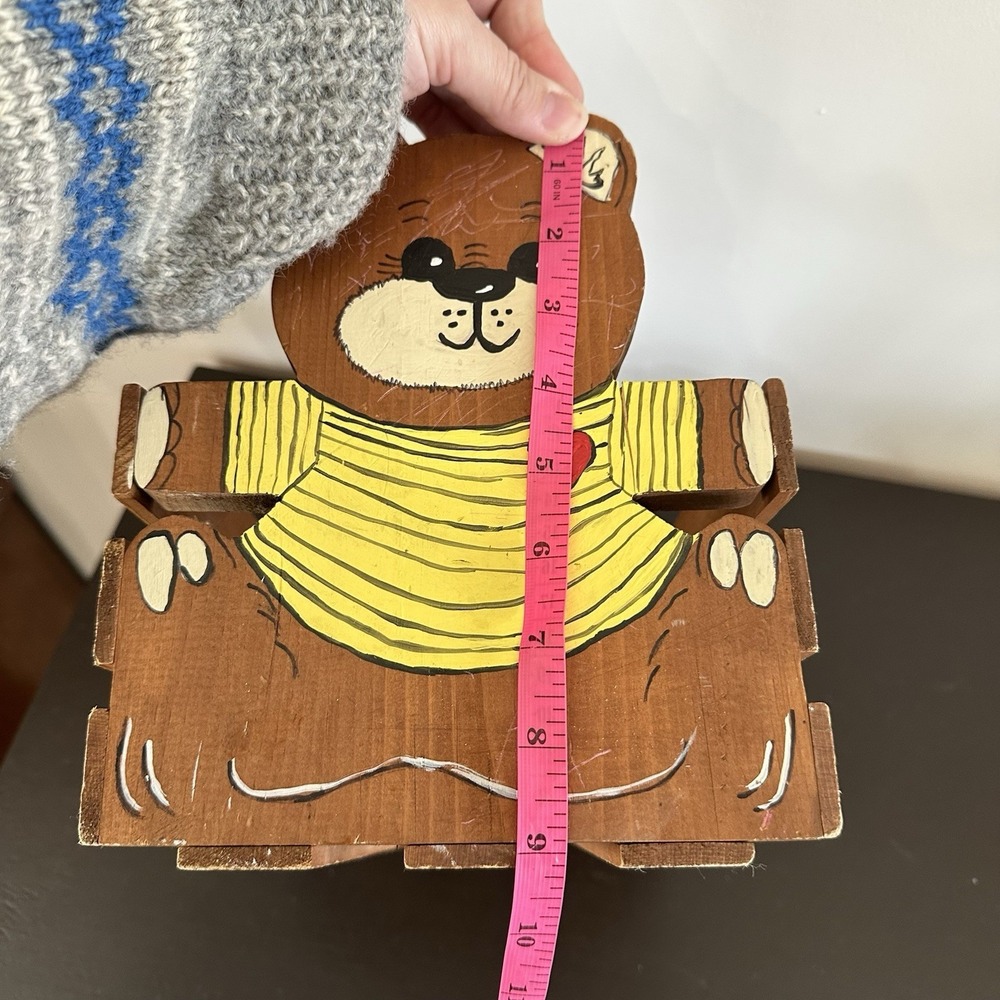 Toy Storage Wooden Box Carved Painted Stained Crate Bear Figurines Basket Rustic - Picture 11 of 11